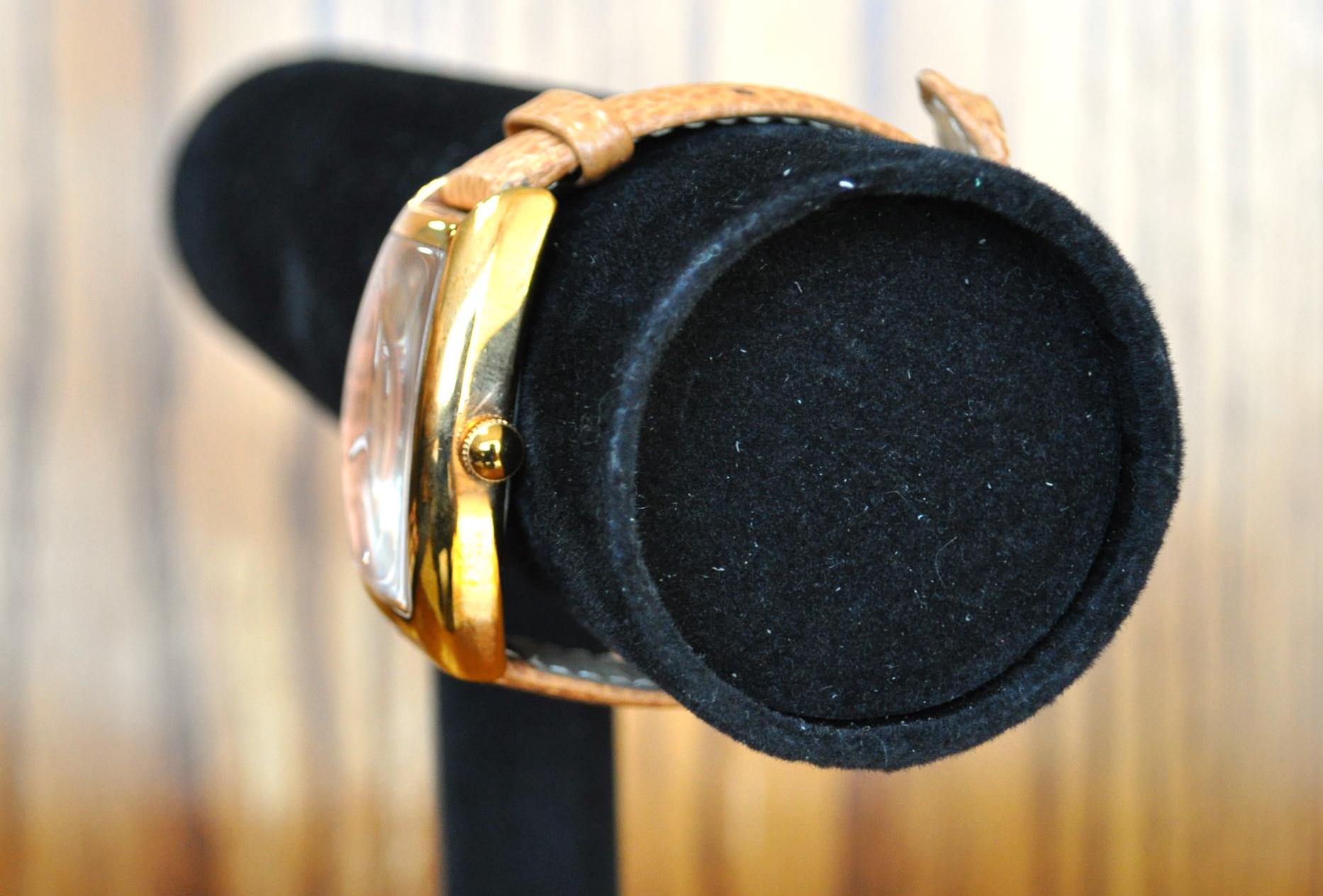 Amazing Ladies Bronzo Italia Roman Numeral Rose Gold Tone Women's Watch - Ladies Italia Bronzo Watch - Does Not Work!