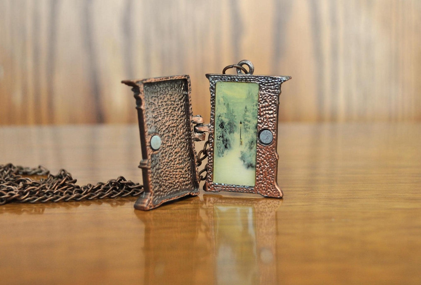 Extremely Rare Narnia Wardrobe Opening Locket Pendent - Narnia Wardrobe Locket - Intricately Carved Narnia Wardrobe Locket