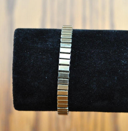 Vintage Timex Classic Gold-Tone Windup Watches - Do Not Work - Expandable Bands, Choice of Design - Cool Timex Gold Manual Ladies Watch