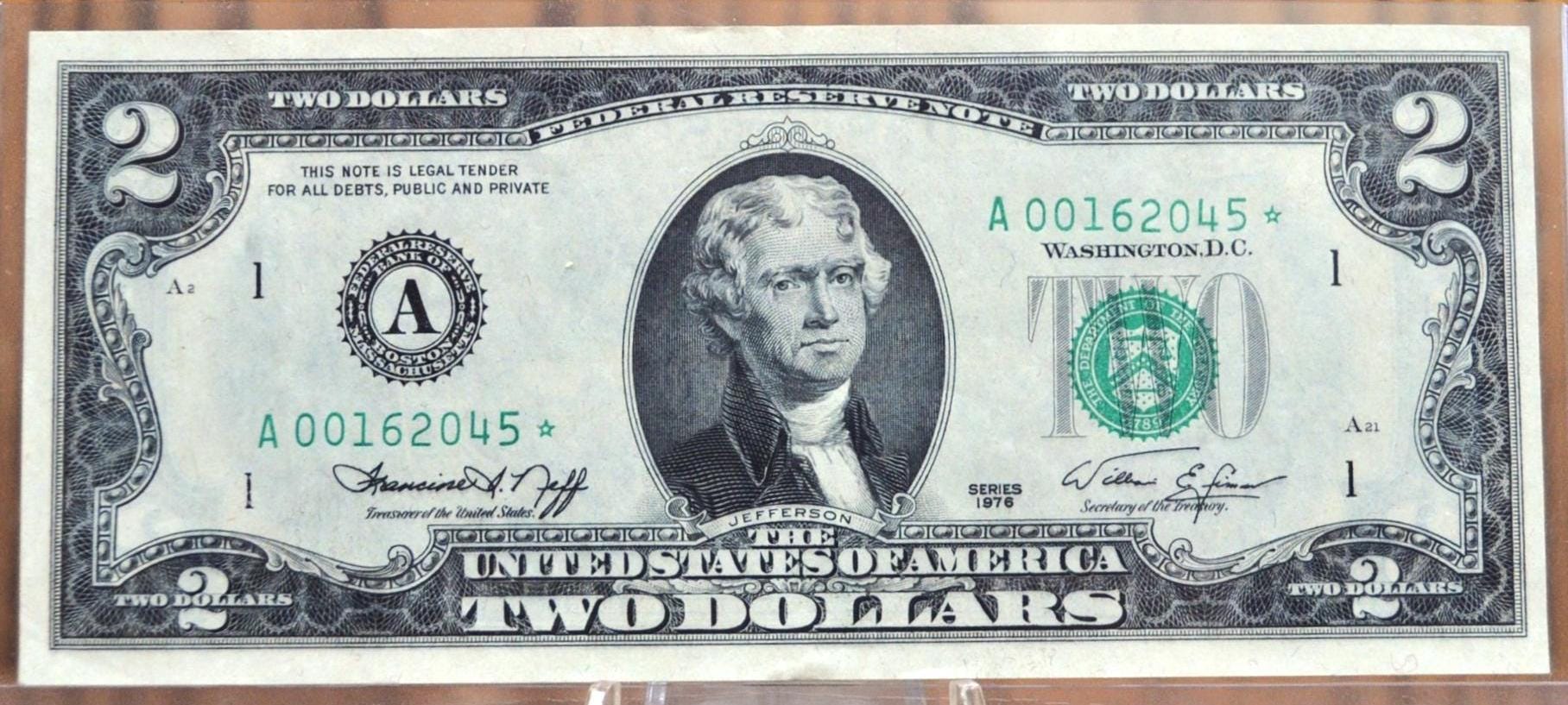 1976 2 Dollar Star Note, Fr#1935-A* (Boston), CU (Uncirculated) Grade/Condition, Two Dollar Bill 1976 Star Note High Grade Crisp, 1976 Star
