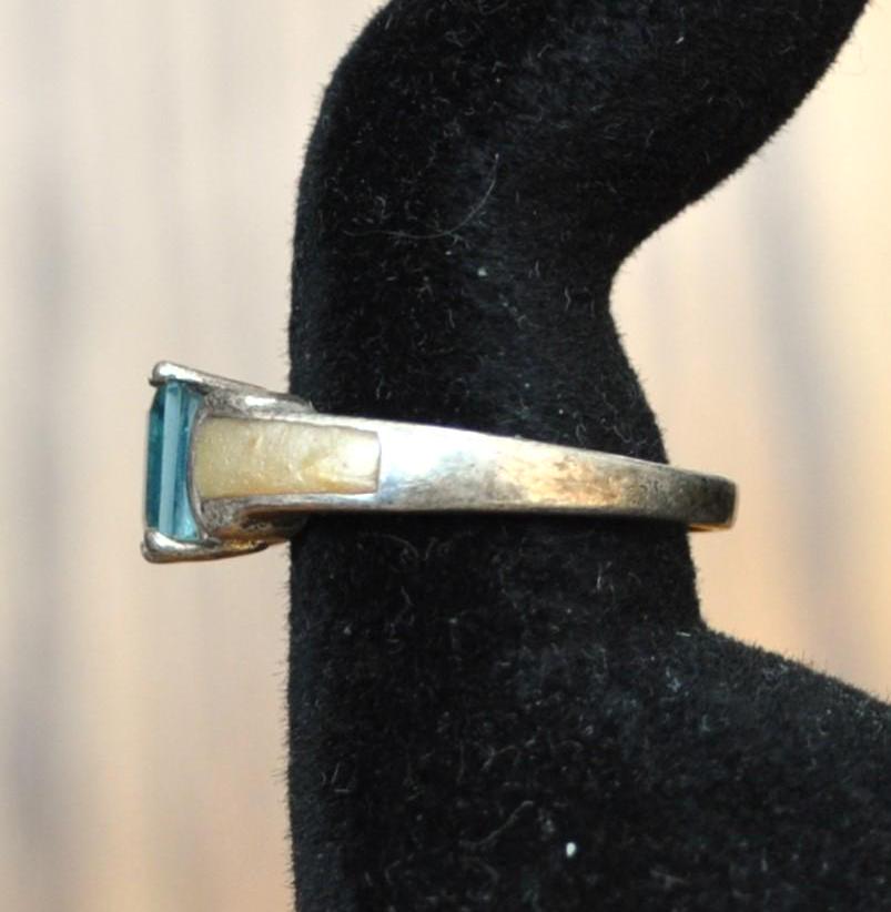 Vintage Avon Sterling Silver 925 Blue Topaz Enamel Ring - Size 7 - Avon Sterling - Unique Avon 925 Blue Topaz Emerald Cut Classic Ring
