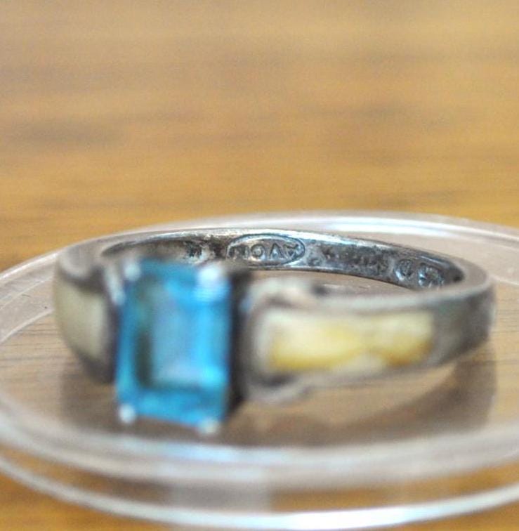 Vintage Avon Sterling Silver 925 Blue Topaz Enamel Ring - Size 7 - Avon Sterling - Unique Avon 925 Blue Topaz Emerald Cut Classic Ring