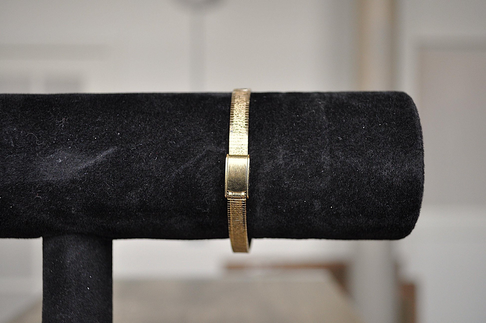 Gleaming Dufonte by Lucien Piccard Gold Toned Diamond Face Watch - Dufonte by Lucien Piccard - Lucien Piccard Watch - Not Working!