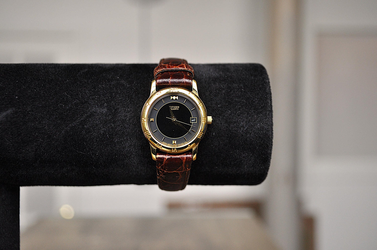 Vintage Citizen Quartz 1970's Women's Gold Toned Watch - Citizen 6010 Ladies Watch - Working!