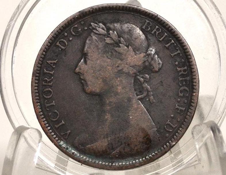 1884 Great Britain Half Penny - VF Condition - UK Large Penny 1884 - Queen Victoria 1 Penny - Copper - UK penny Young Head 1884