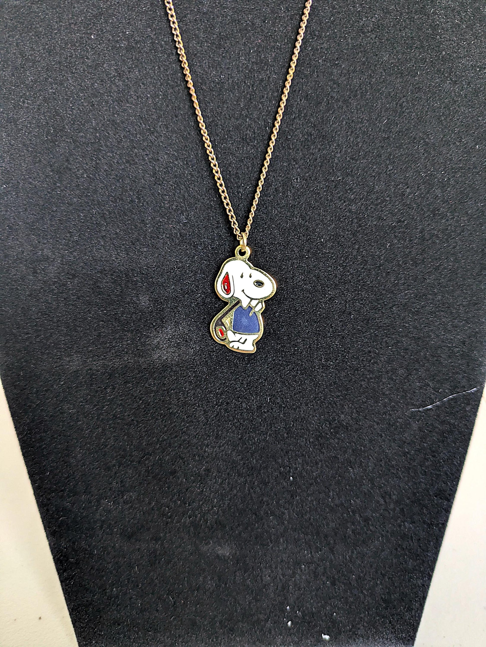 Awesome Golfing Snoopy Necklace - 19 Inches - Golfing Snoopy Peanuts Collectible