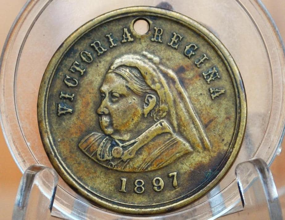 1897 Queen Victoria Jubilee Holed Medal - Great Condition - Historical Medal - Brass -