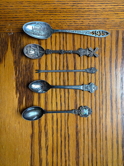Set of 5 Antique Foreign Silver Souvenir Spoons - Décor & Collections - Silver Spoons and Lobster Fork - Souvenir Silverware