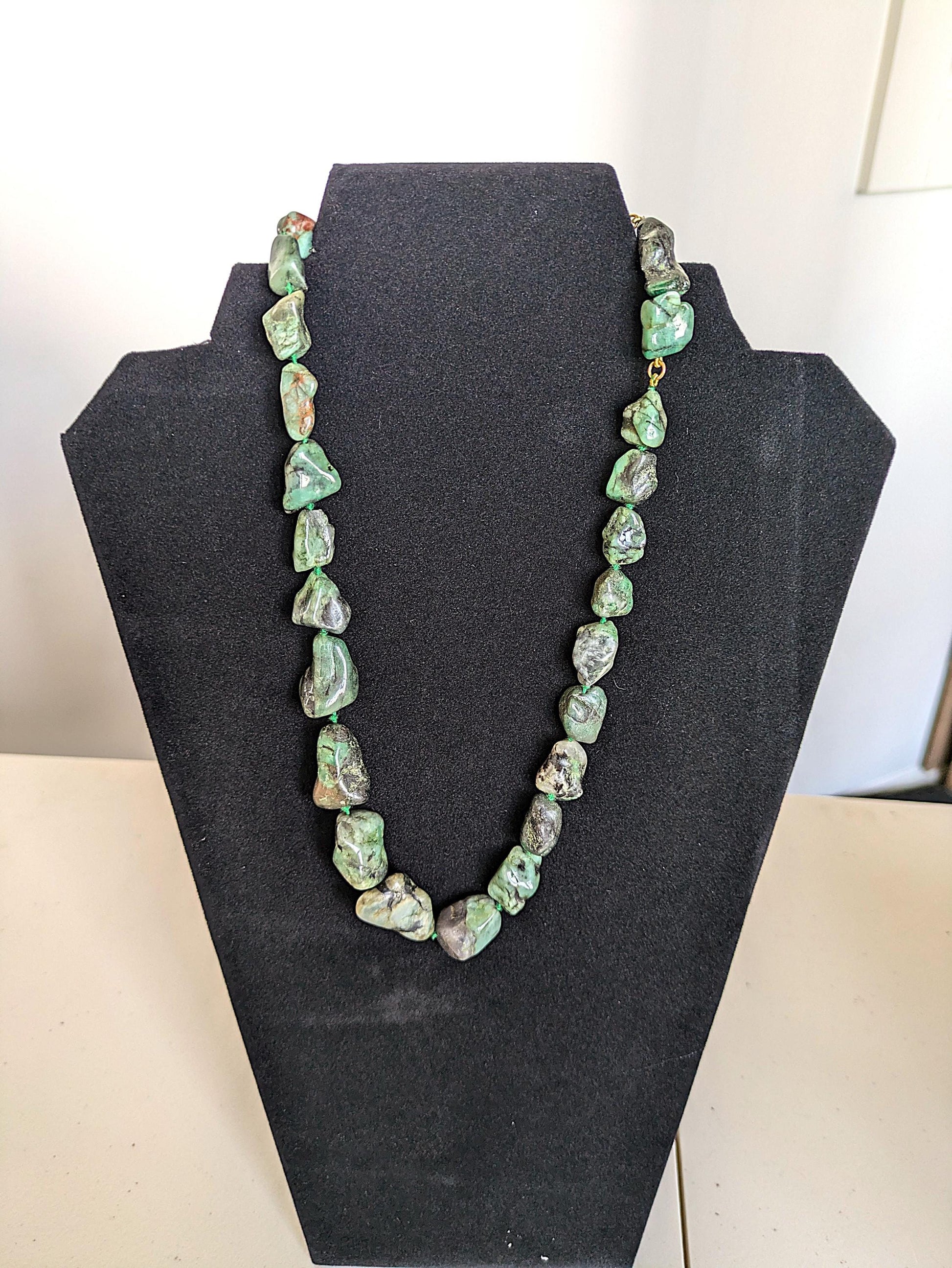 Authentic 14K Gold Clasp Green Variscite Utahlite Nugget Beaded Necklace - 19 Inches - 71 Grams - 14K Gold Necklace - Green Variscite