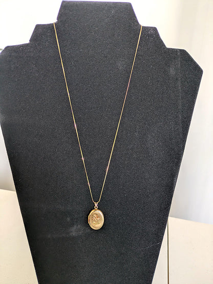 Beautiful 14K Gold Filled Rose Gold Black Hills Oval Photo Locket - 18 Inches - Black Hills Rose Gold Floral Oval Photo Locket