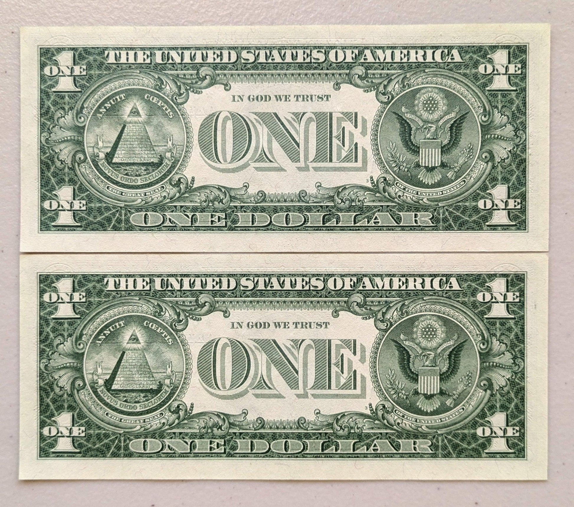 Consecutive Pair 1988-A 1 Dollar Federal Reserve Star Notes - Richmond E Issue - 1988 A One Dollar Star Notes Sequential Pair - Fr#1915-E*