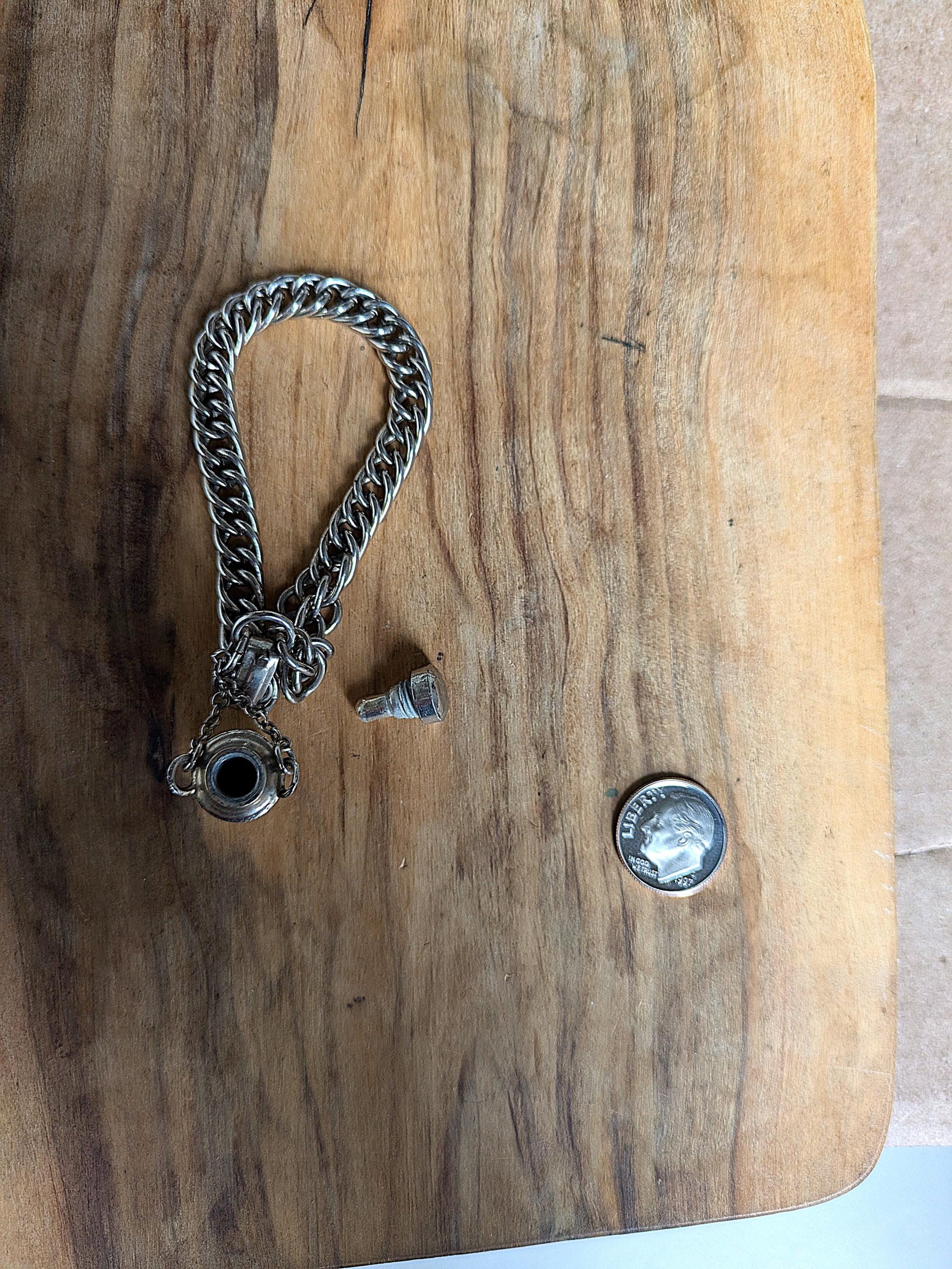 Antique 1940-1950s Silver Tone Chunky Perfume Urn Bracelet - Chunky Chain Bracelet - Perfume Urn Chain Bracelet - 18 mm