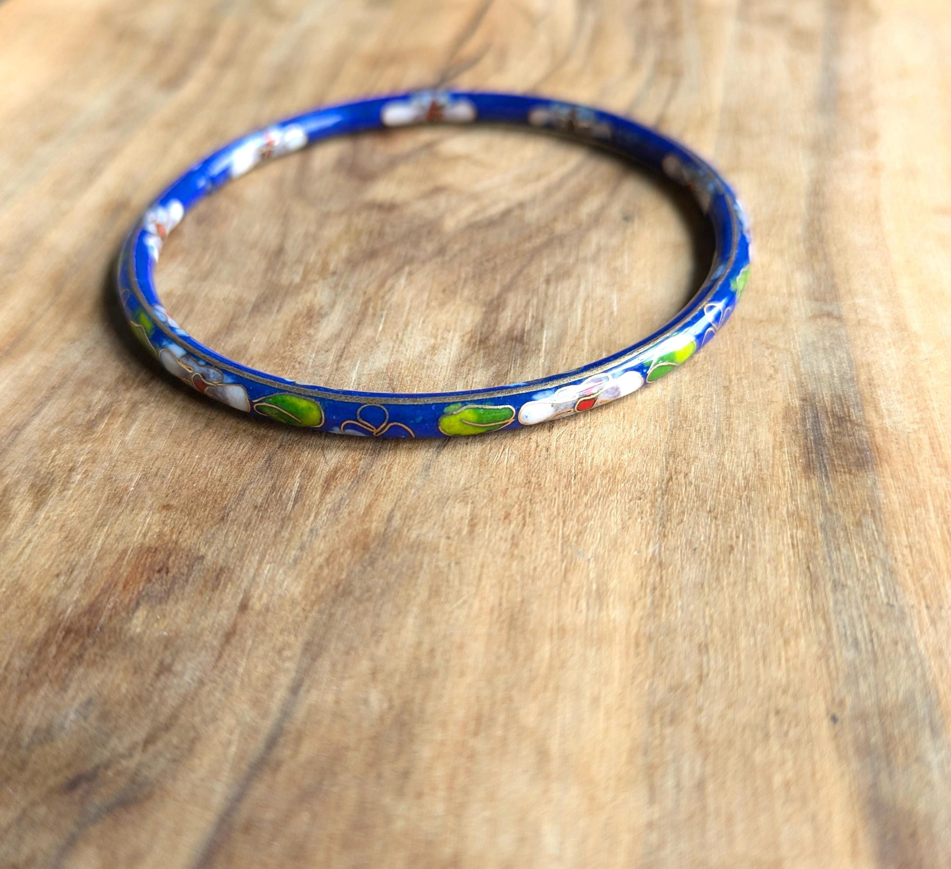 Antique Chinese Blue Cloisonné Gold Inlay Enamel Flower Bengal - Circumference 6.75 mm - Chinese Blue Floral Cloisonné - Partially Chipped