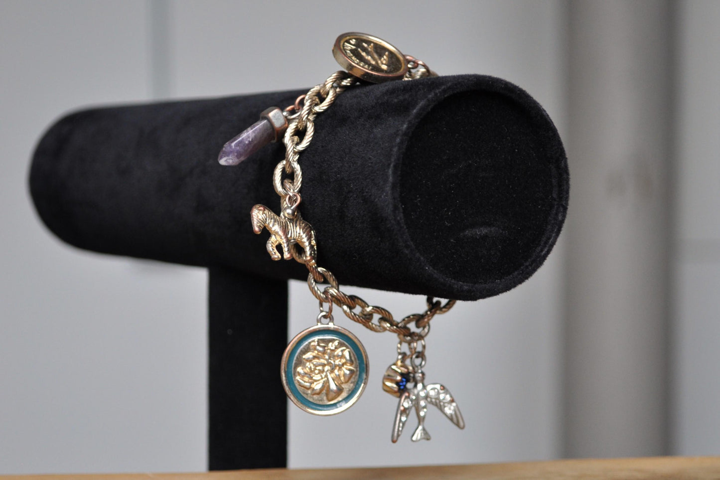 Ornate Banana Republic Women's Silver Enamel Charm Bracelet - 20 mm - Varying Charms - Horses, Doves, Stones