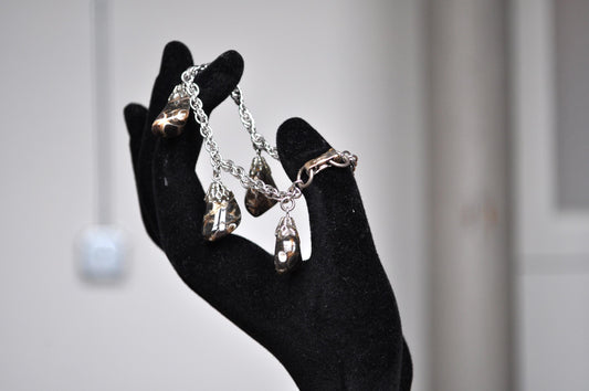 Amazing 12K Gold-Filled Silver Tone Black-White Speckled Agate Bracelet - 18 mm - Flecked Agate Bracelet - Silver-Tone Gold Bracelet