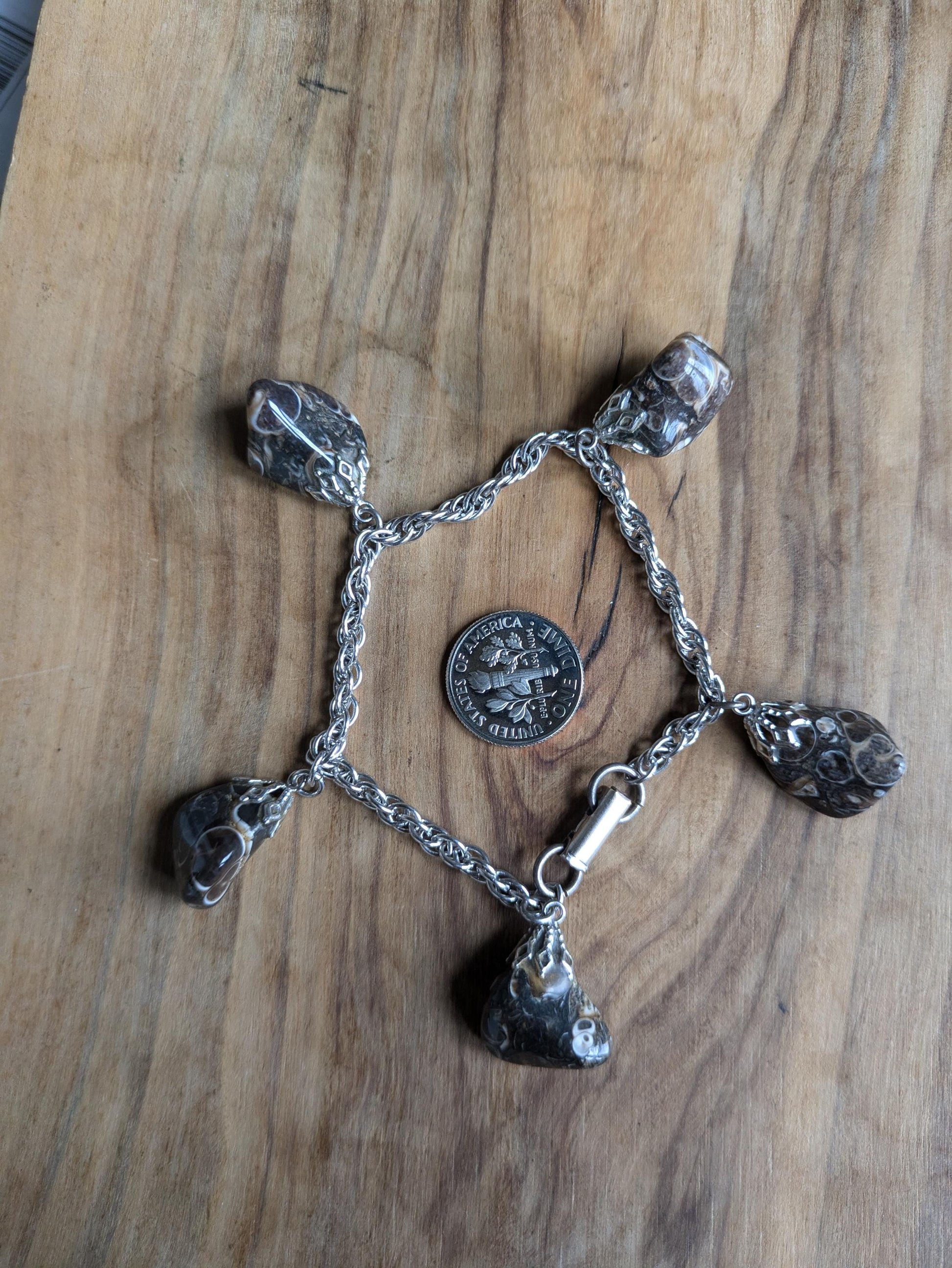 Amazing 12K Gold-Filled Silver Tone Black-White Speckled Agate Bracelet - 18 mm - Flecked Agate Bracelet - Silver-Tone Gold Bracelet