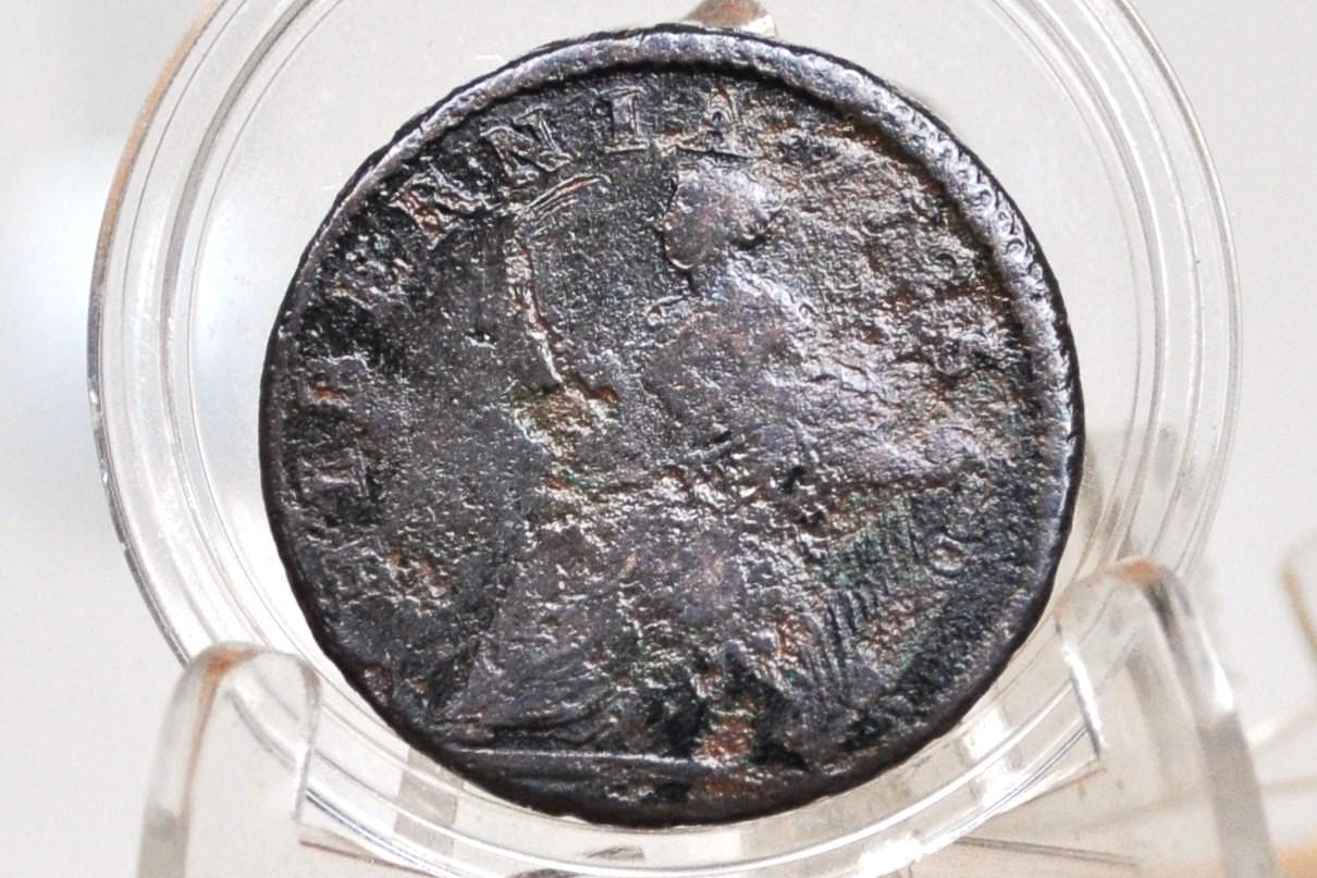 1723 Hibernia Halfpenny Colonial Coin 1/2p - Corrosion, Lower Price - 1723 Woods Hibernia - Copper Half Penny 1723