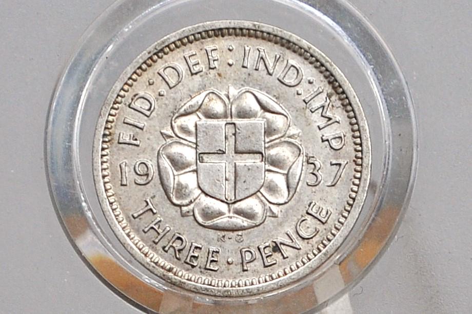 1941 UK 3 Pence Silver - Great Condition - Great Britain Silver Threepence 1941 Silver 3 Pence - King George IV - Great for Jewelry