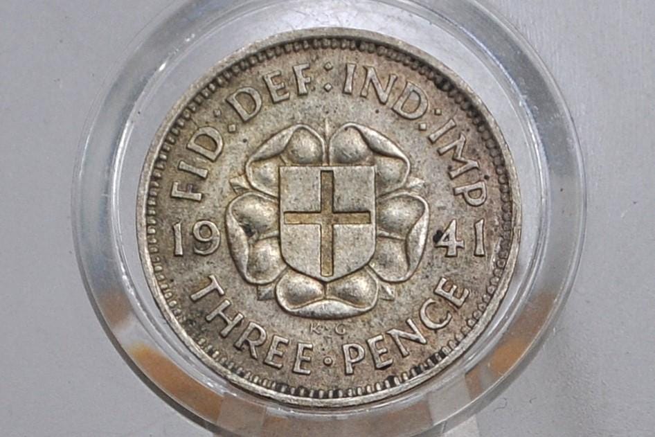 1941 UK 3 Pence Silver - Great Condition - Great Britain Silver Threepence 1941 Silver 3 Pence - King George IV - Great for Jewelry