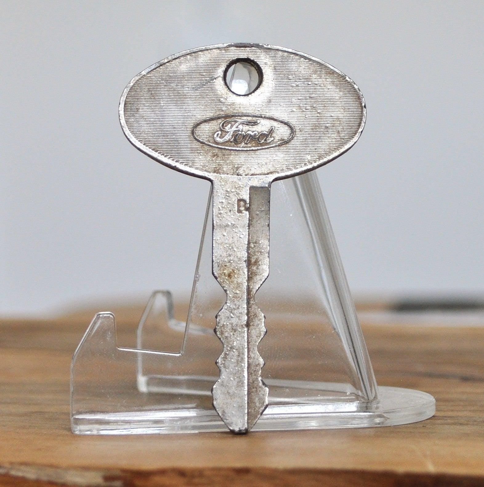 Family Of Fine Cars Vintage Ford Key - 1960-1990s Ignition/Door Ford Key Vintage