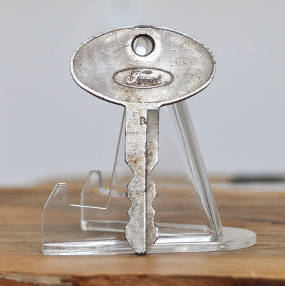 Family Of Fine Cars Vintage Ford Key - 1960-1990s Ignition/Door Ford Key Vintage