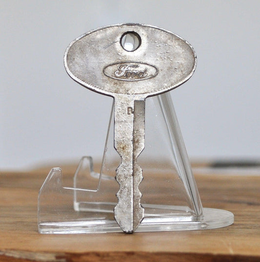 Family Of Fine Cars Vintage Ford Key - 1960-1990s Ignition/Door Ford Key Vintage