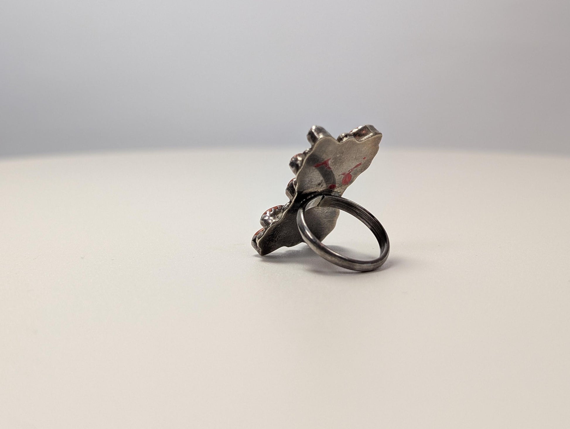 Sterling Silver Native American Southwest Coral Ring - Size 5 - Tested Sterling Silver - Zuni Coral Bar Shaped Ring