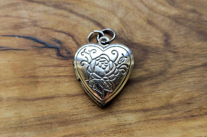 Sterling Silver Rose Heart Locket Pendant - Tested Sterling Silver - Penny Sized Locket