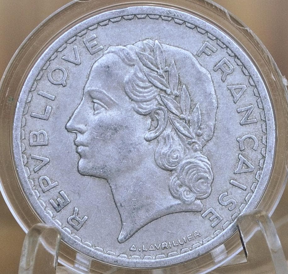 1940's 5 Franc French Coins - Excellent Condition - French Five Franc Coin - 5 Fr / 5 Francs - Light Metal- Great for gifts/jewelry