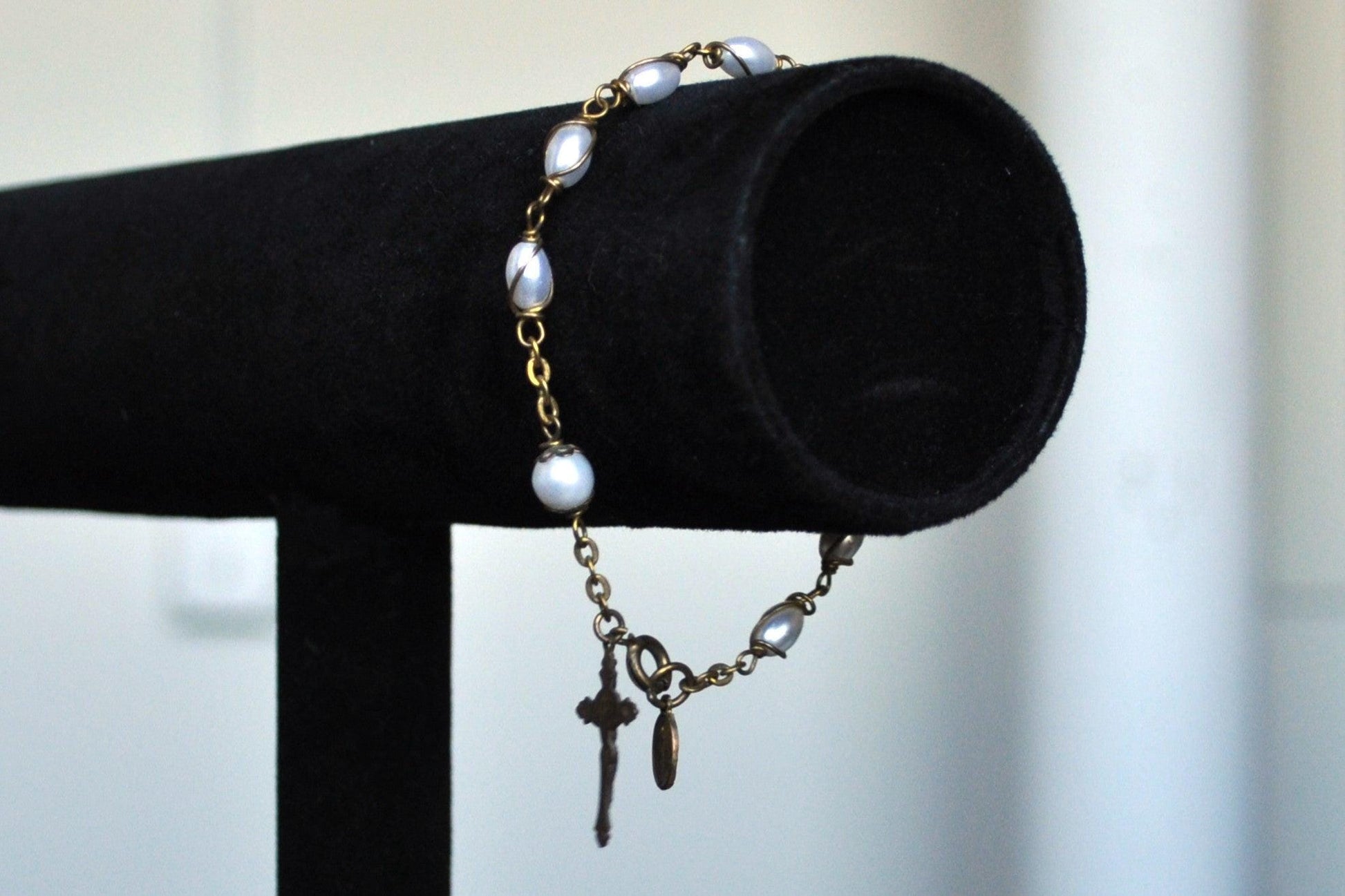 Pearl Wire Wrapped Rosary Bracelet - 8 Inches - Virgin Mary and Cross - Vintage INRI
