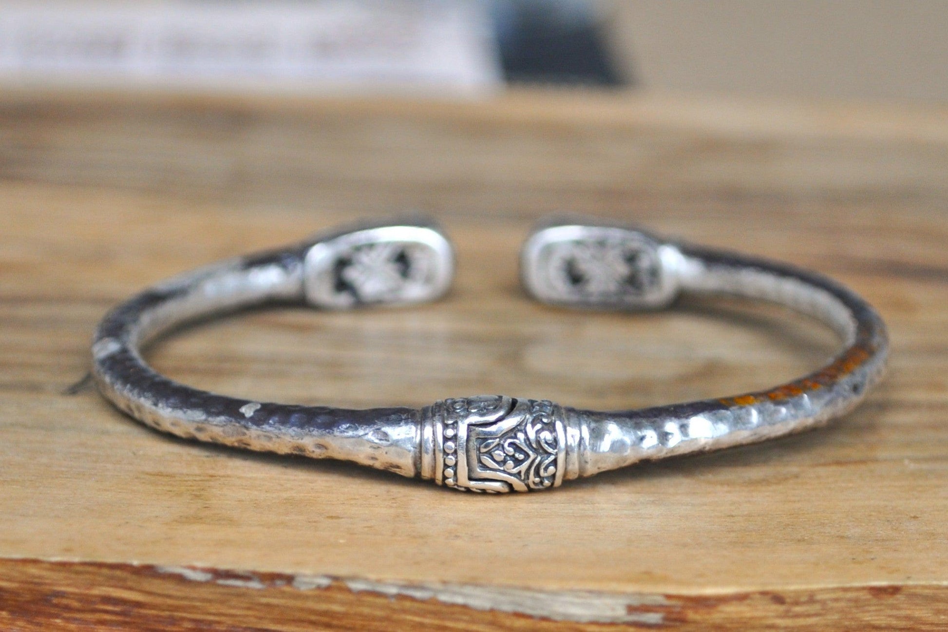 Vintage Sarda Bali Handmade Artisan Hammered Bracelet - W 2.5 In , H 2 In (Expandable) - Stamped and Tested Sterling Silver - Indonesia Jewe