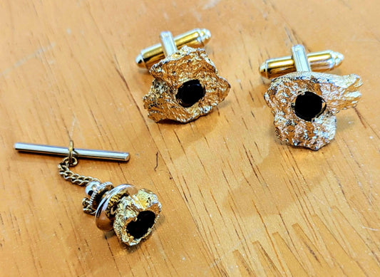 Elegant Dante Gold Nugget and Onyx Cufflinks Set - Cufflinks and Tie Tack Set - Vintage Dante Signed Textured Goldtone Accent Cufflink Set