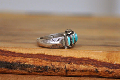Vintage Janice Paloma Needlepoint Turquoise Inlay Zuni Ring - Size 5 - Tested Sterling Silver - Authentic Zuni Artisan Ring