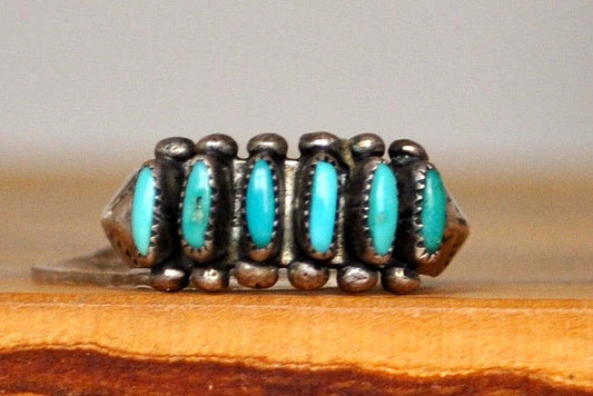 Vintage Janice Paloma Needlepoint Turquoise Inlay Zuni Ring - Size 5 - Tested Sterling Silver - Authentic Zuni Artisan Ring
