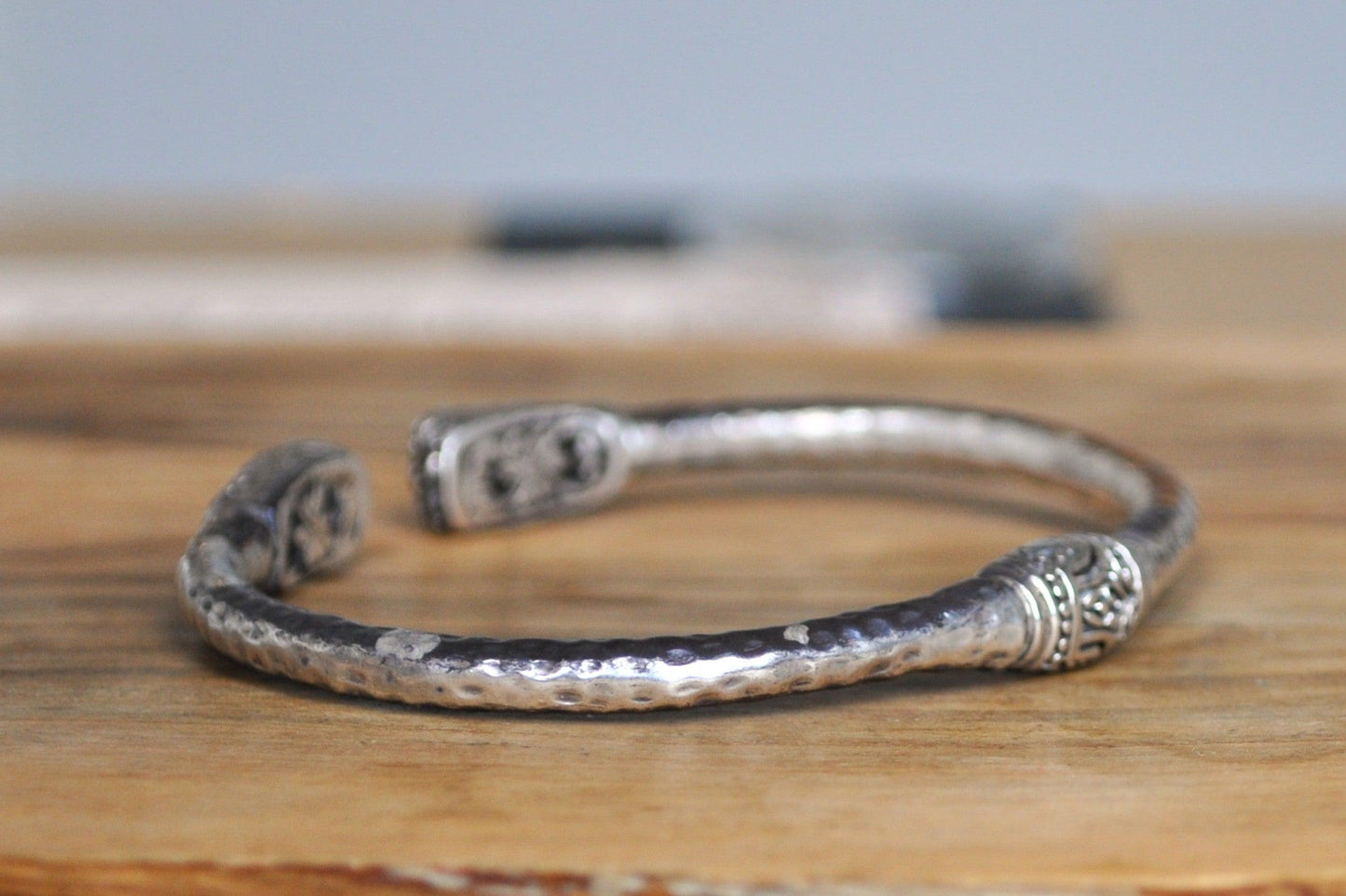 Vintage Sarda Bali Handmade Artisan Hammered Bracelet - W 2.5 In , H 2 In (Expandable) - Stamped and Tested Sterling Silver - Indonesia Jewe