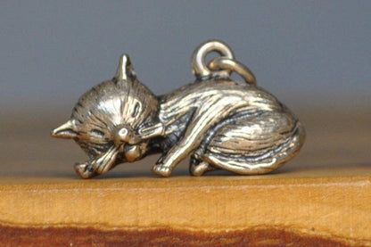 Silver Angry Cat Charm - Tested Sterling Silver - Hissing Kitty Charm