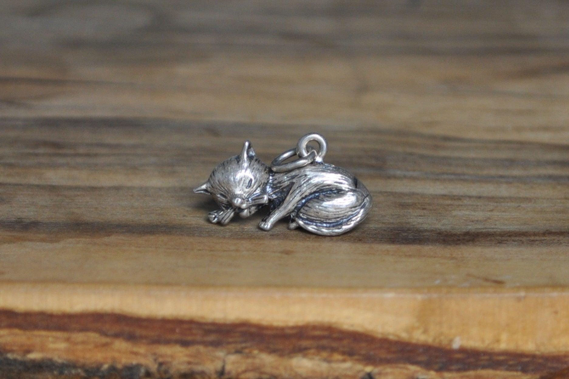Silver Angry Cat Charm - Tested Sterling Silver - Hissing Kitty Charm
