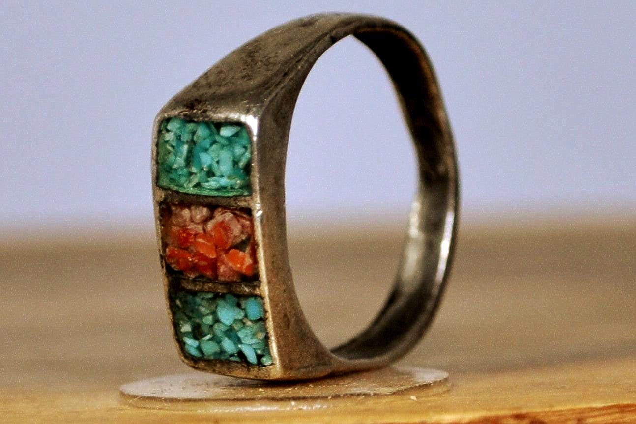 Southwest Native Turquoise Red Coral Inlay Tri-Block Style Band Ring - Size 10.5 - Tested Sterling Silver - Zuni Turquoise and Red Coral