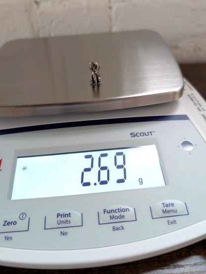 Vintage Sterling Sitting Cat Charm - 925 Silver - 2.69 grams