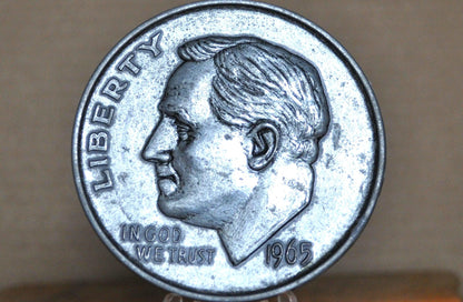 Paper Weight Large Novelty US Dime - Gag Gift Large One Dime