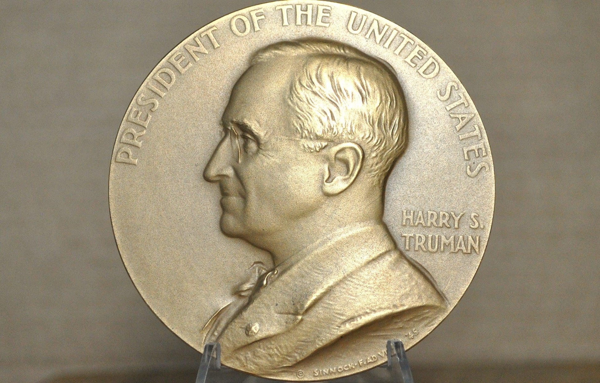 Harry S Truman Presidential Inaugural Medal - Official Harry S. Truman Presidential Inaugural Bronze Medal
