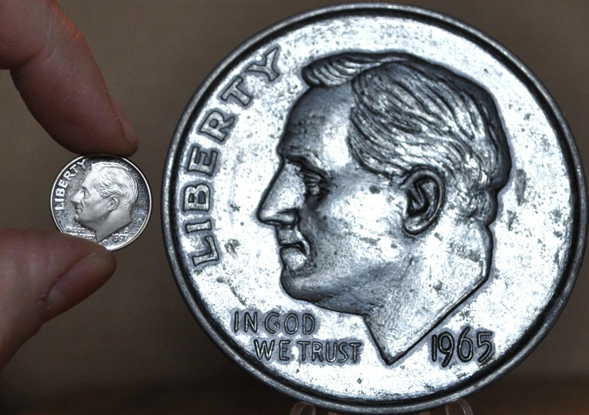 Paper Weight Large Novelty US Dime - Gag Gift Large One Dime