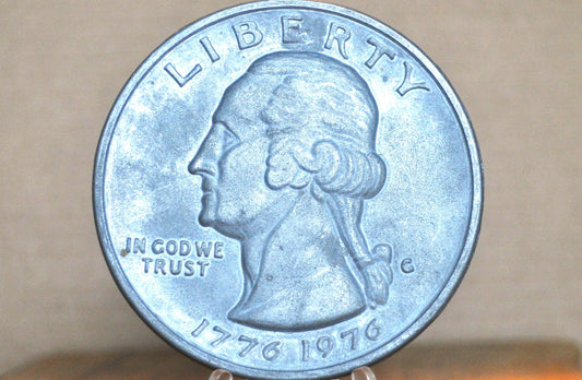 Paper Weight Large Novelty US Bicentennial Quarter - United States 200th Anniversary of American Independence Novelty Quarter