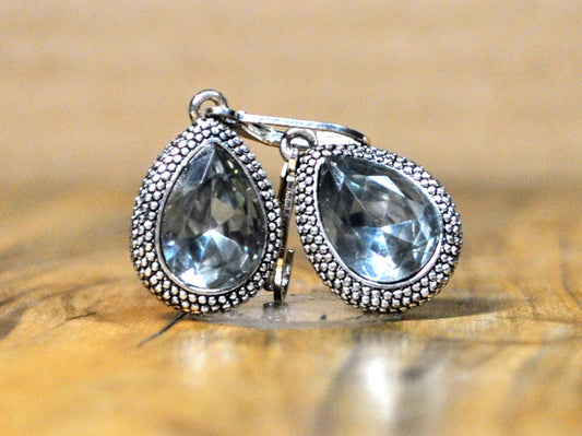 Elegant Napier Silver Toned Teardrop Aqua Blue Crystal Dangle Earrings - Vintage 1990s Napier Light Blue Silvertone Teardrop Earrings