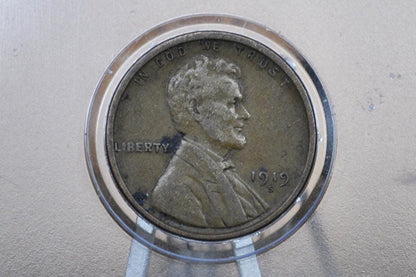 Copper Pennies by the Pound! Wheat or Memorial Large Mix of Dates - US Wheat Back Cents - Antique Coins