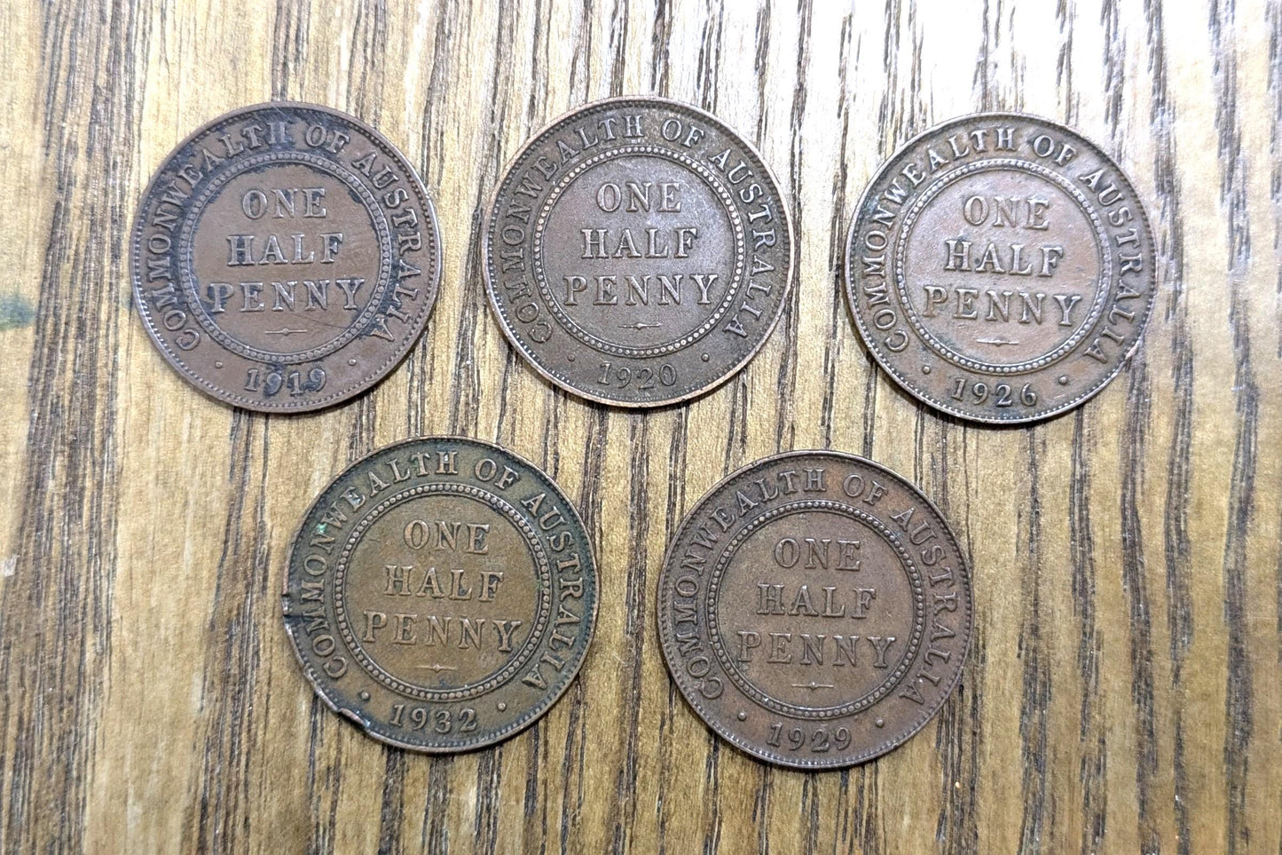 Australia One Half Pennies - Great Condition / Detail - Choose by Date! - 1910s, 20s, 30s, 40s, 50s, 60s - Collectible Australian Coin -
