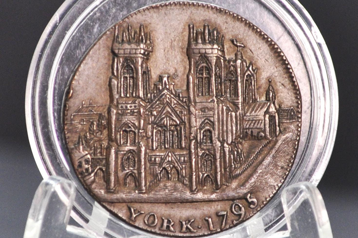1795 York / Clifford Tower Halfpenny Token - High Grade - Condor Token 1795, Beautiful Design