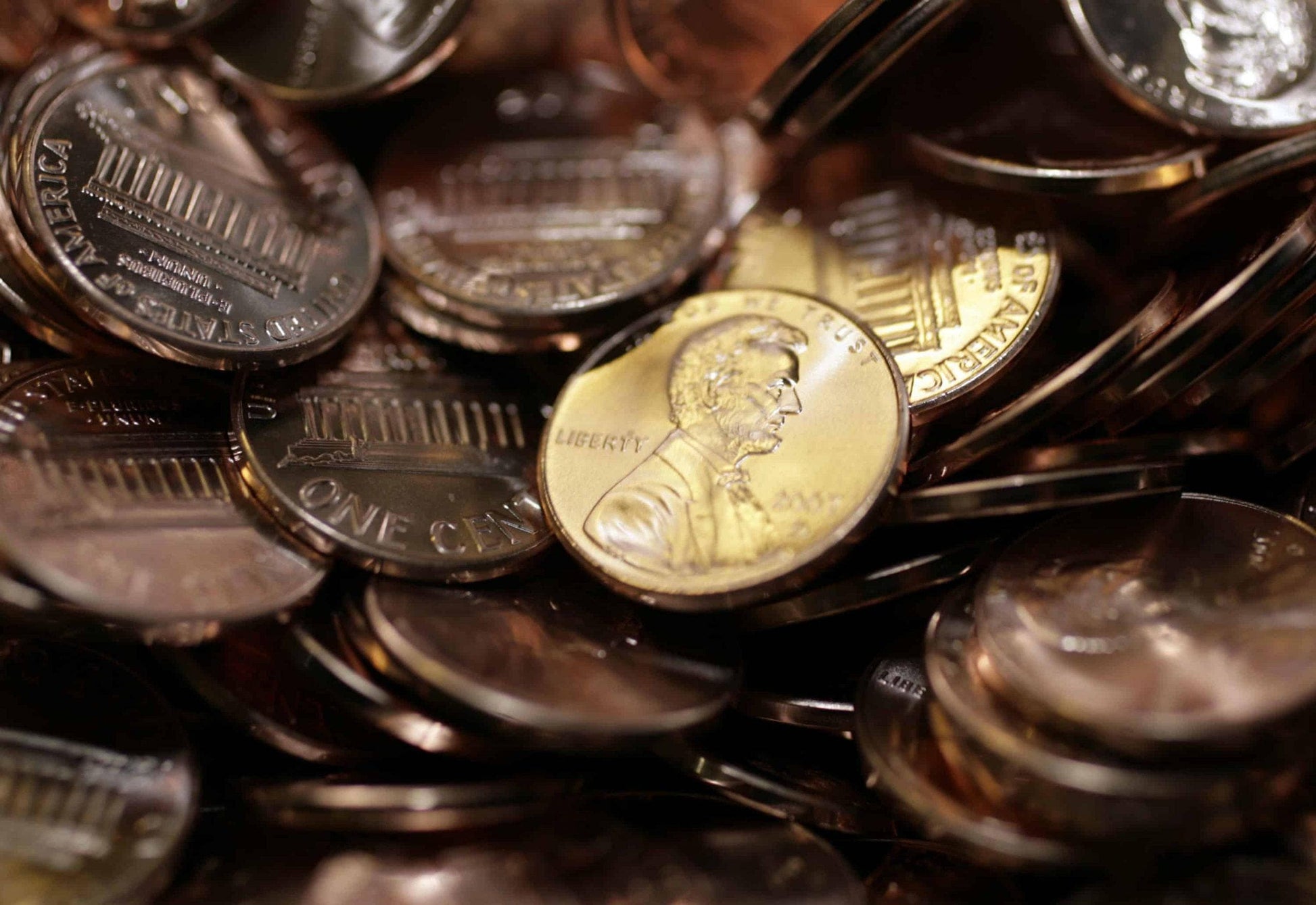 Copper Pennies by the Pound! Wheat Cents (pre-1959) -OR- Memorial Cents (pre-1982) Large Mix of Dates. Choose by Type