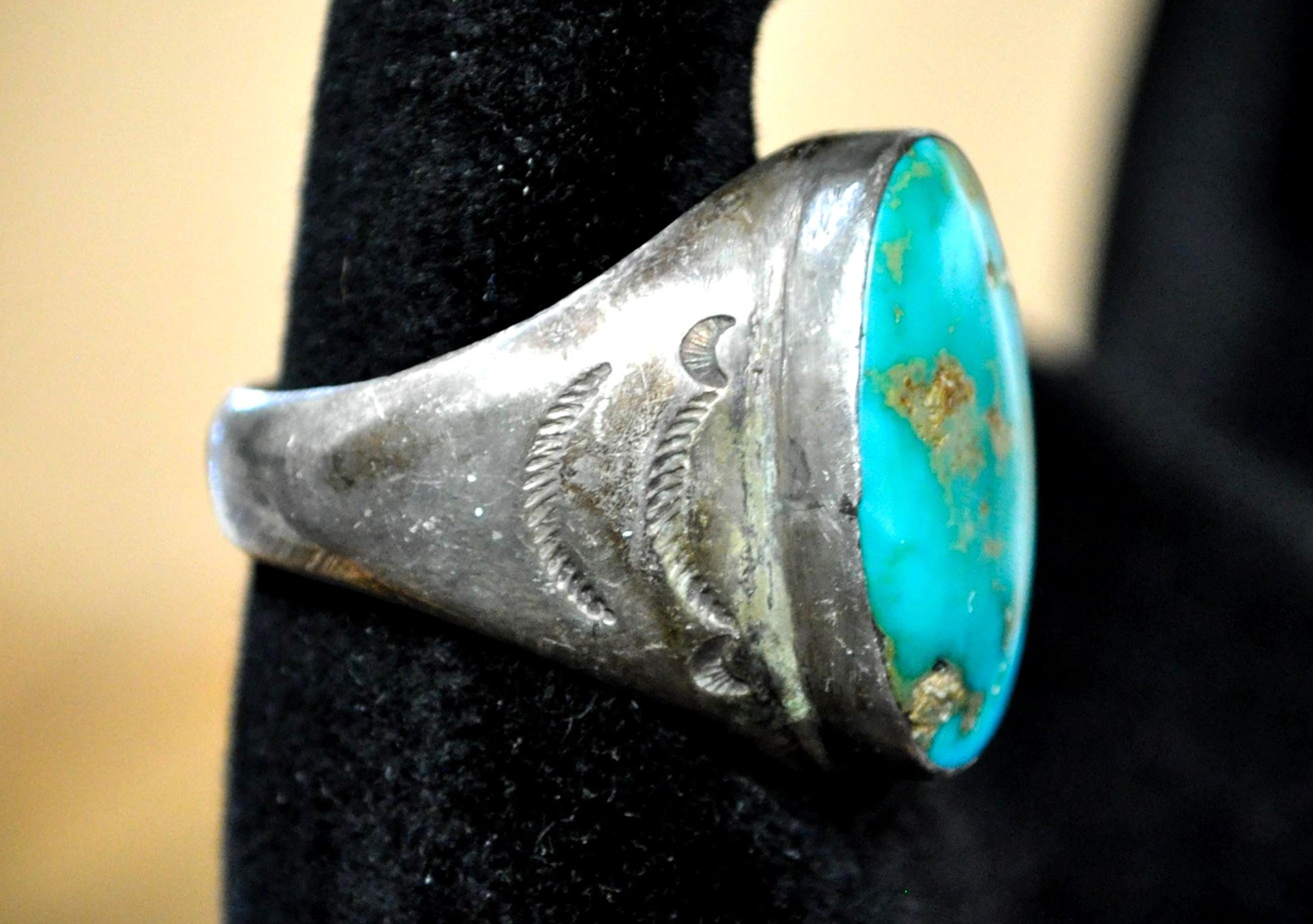 Vintage Navajo Sterling Silver Turquoise Oval Statement Ring - Southwestern Sterling Silver Large Turquoise Cabochon Dome Ring Size 10.5