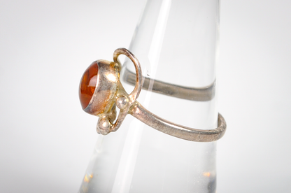 Vintage Modernist Sterling Silver Amber Ring Size 8 Open Wire Statement Design - Size 8 Amber Vintage Silver Statement Jewelry